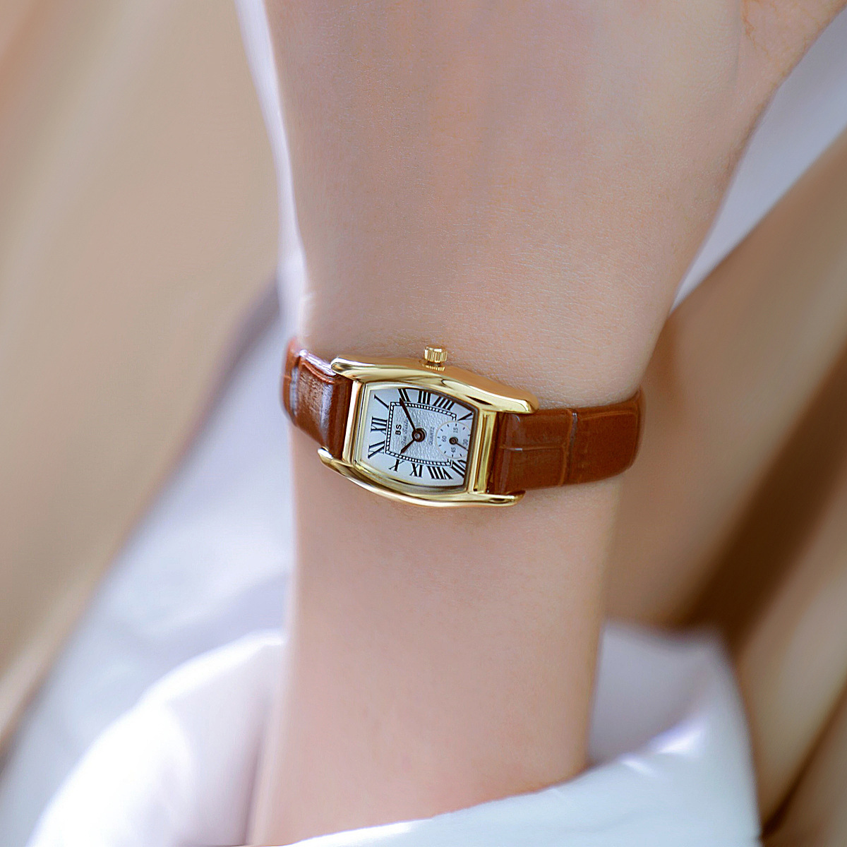 BS Women's Watch Versatile Ret – обзор и цена Luxury Watch Leather Strap