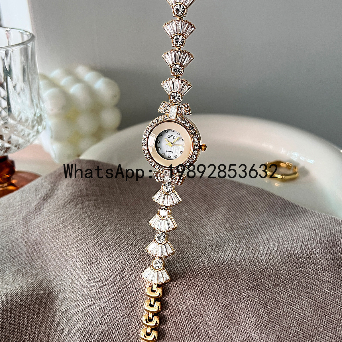 SLT Women's Light Luxury Diamo – обзор и цена Luxury Watch Events
