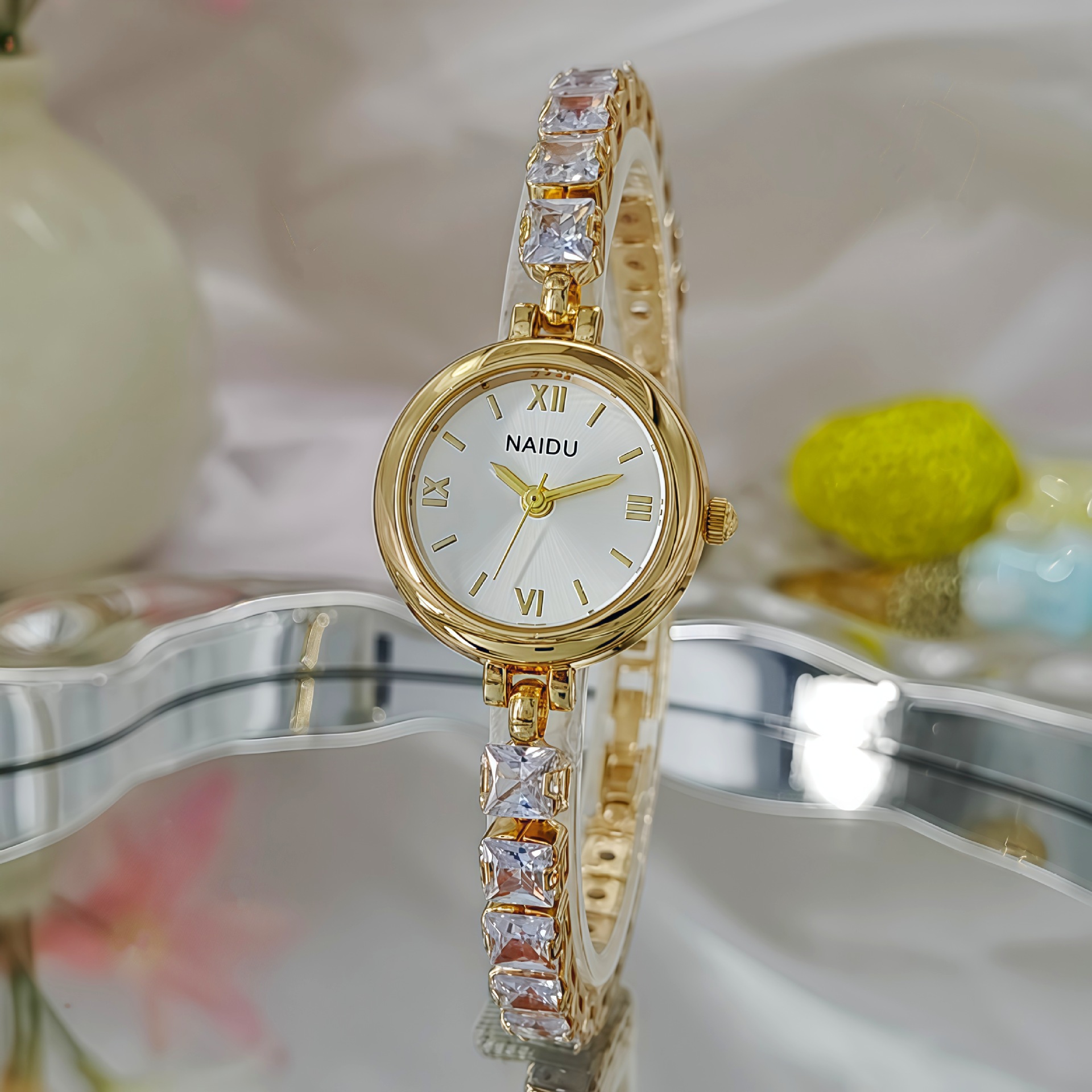 New Fashion Diamond-encrusted  – обзор и цена Luxury Watch Levels