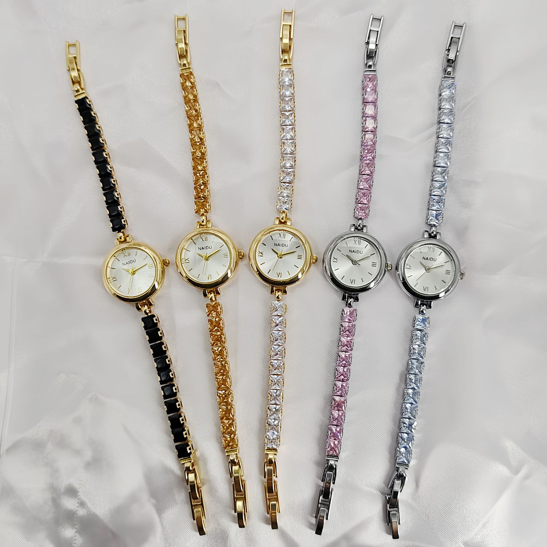New Fashion Diamond-encrusted  – обзор и цена Luxury Watch Levels