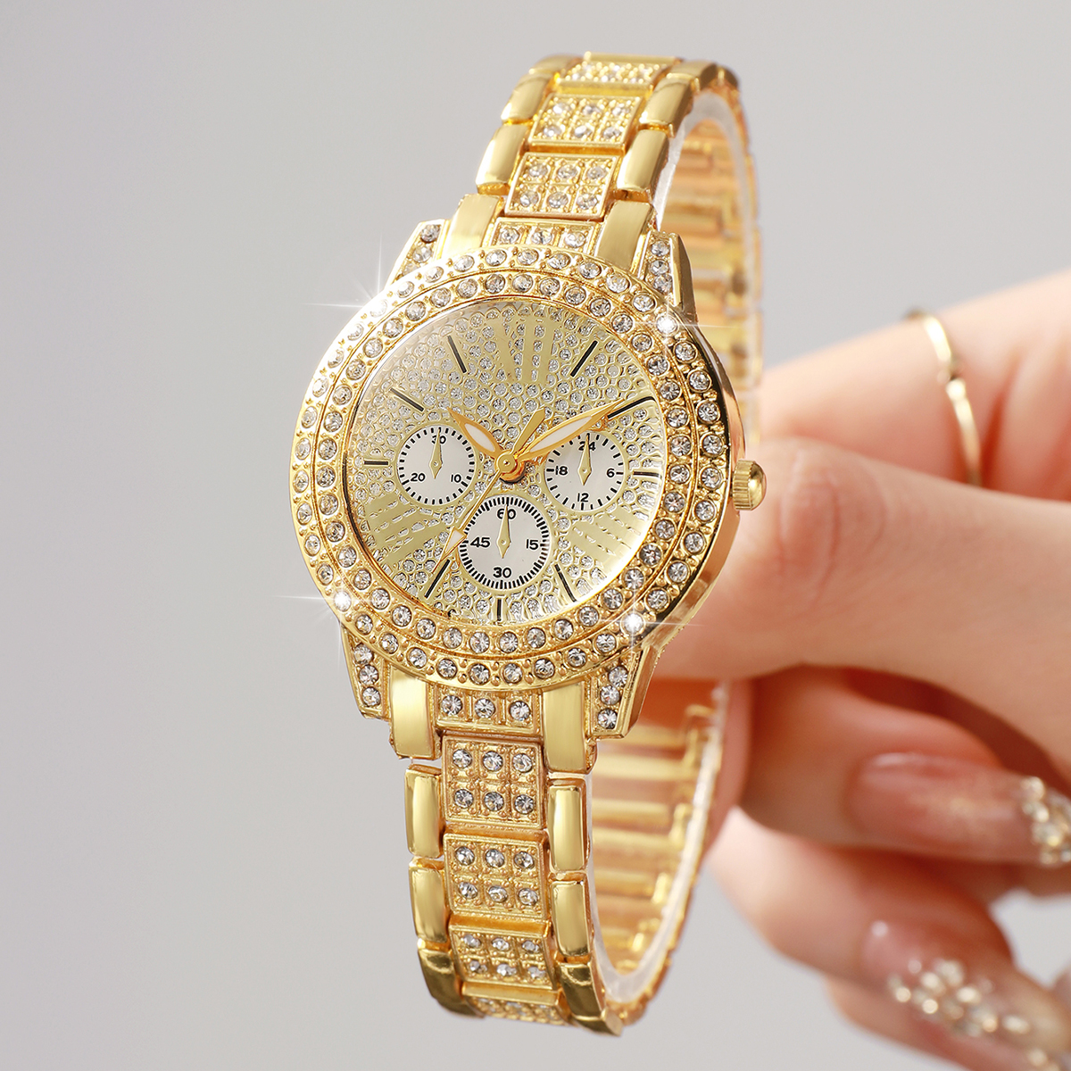 Fashion Decorative Three-eyes  – обзор и цена Luxury Watch Case Travel